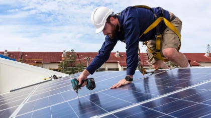 6-Reasons-to-Hire-a-Professional-Solar-Installer (1)